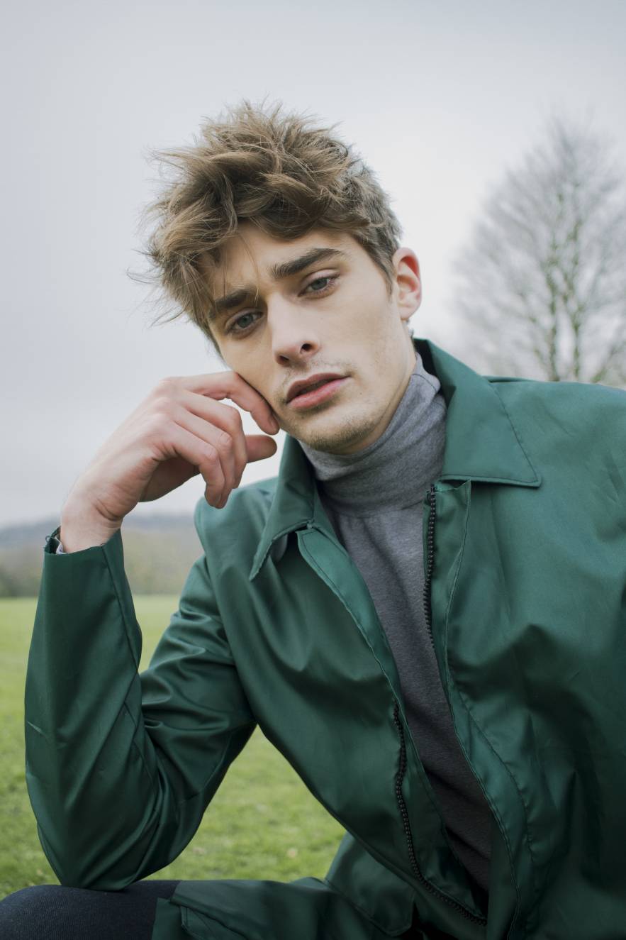 createur mode design paris gabardine imperméable vert